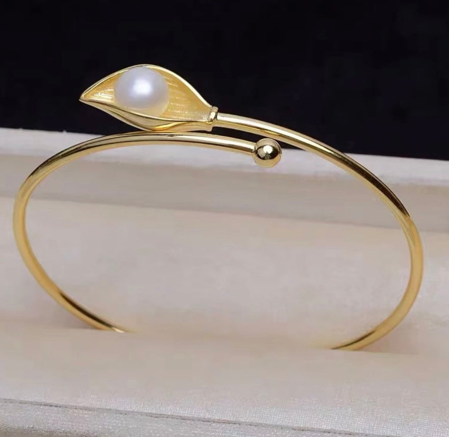 SSB7 - The leaf Bangle