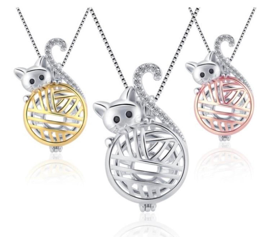 SSC 18 - Cat Pearl Cage Pendant