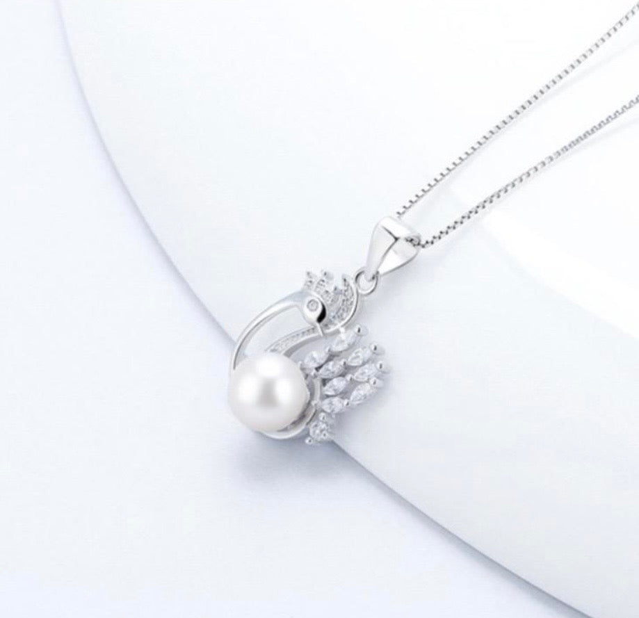SSMN 41 - Peacock Pendant Necklace