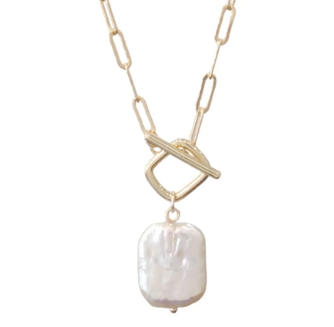 Baroque Pearl Necklace
