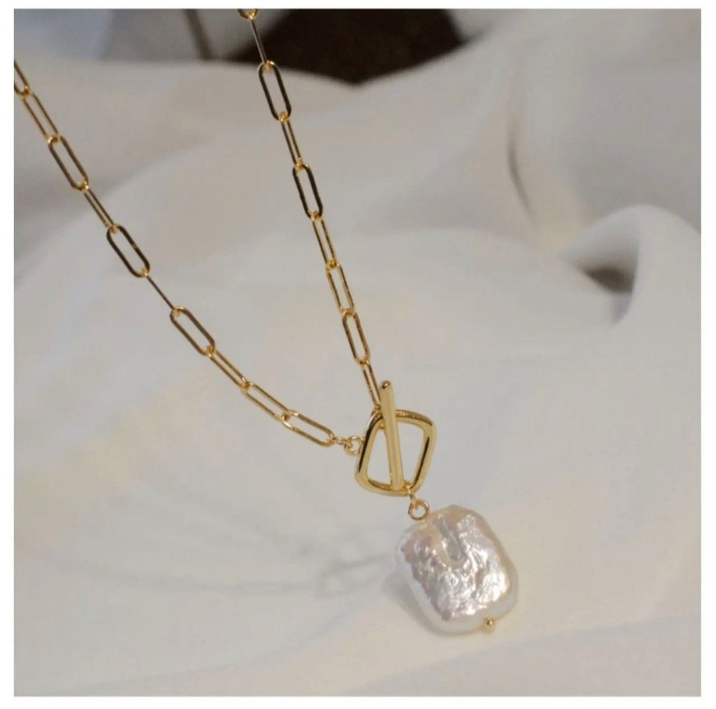 Baroque Pearl Necklace