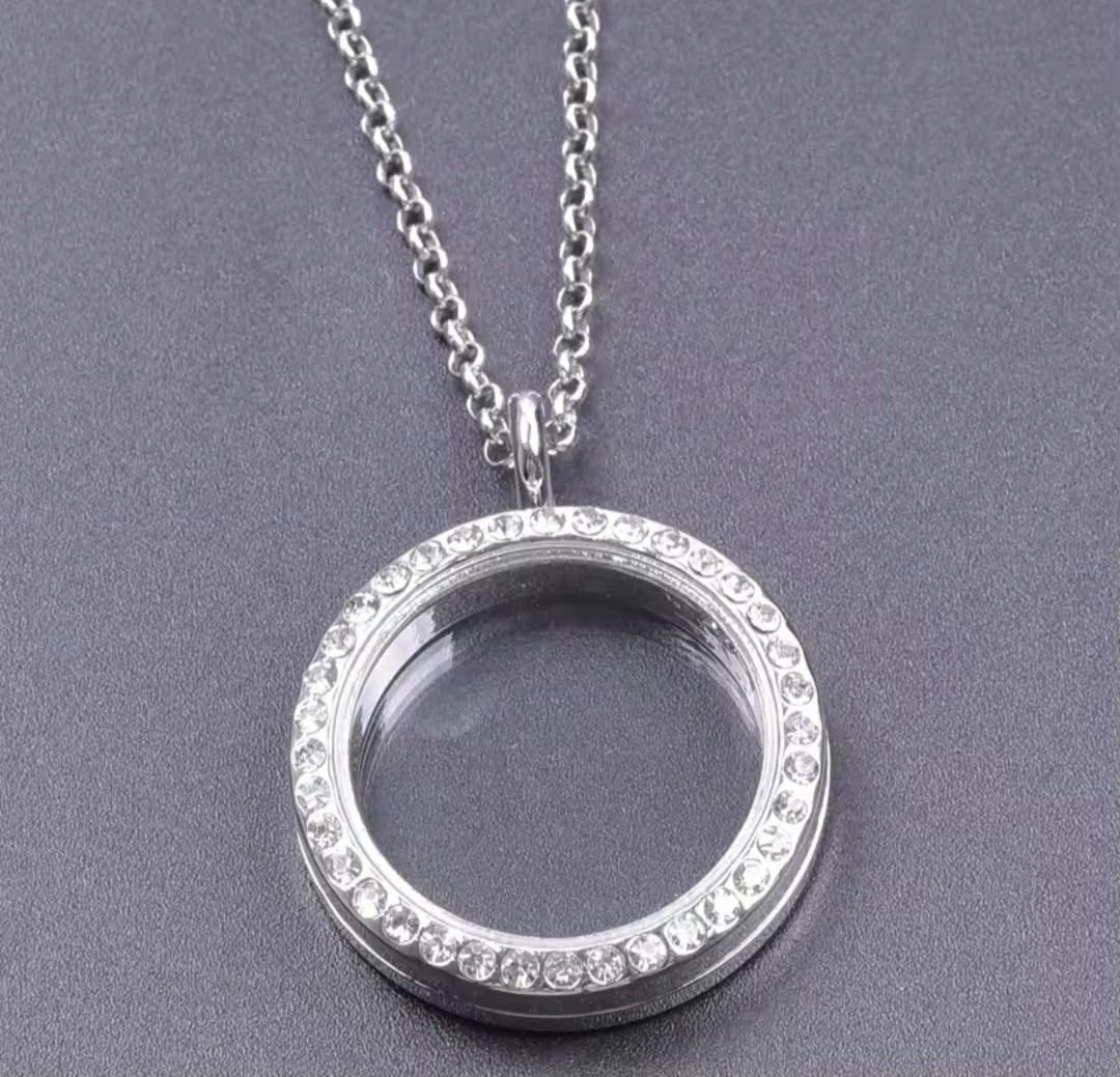 Round Floating Locket
